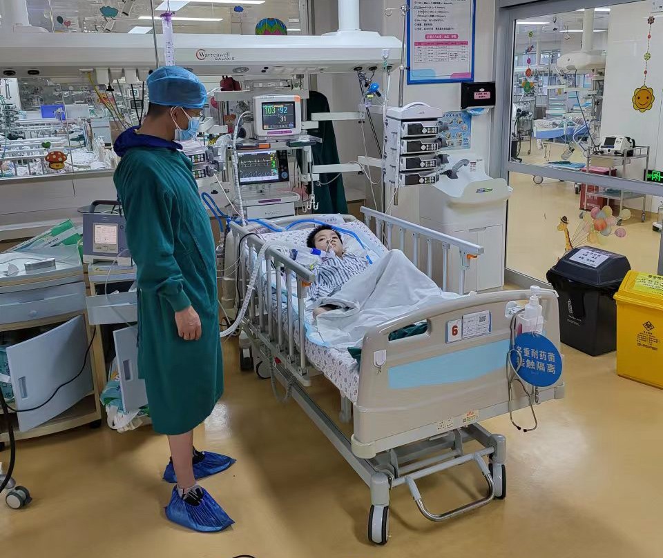 仪征市跨省救护车出租公司