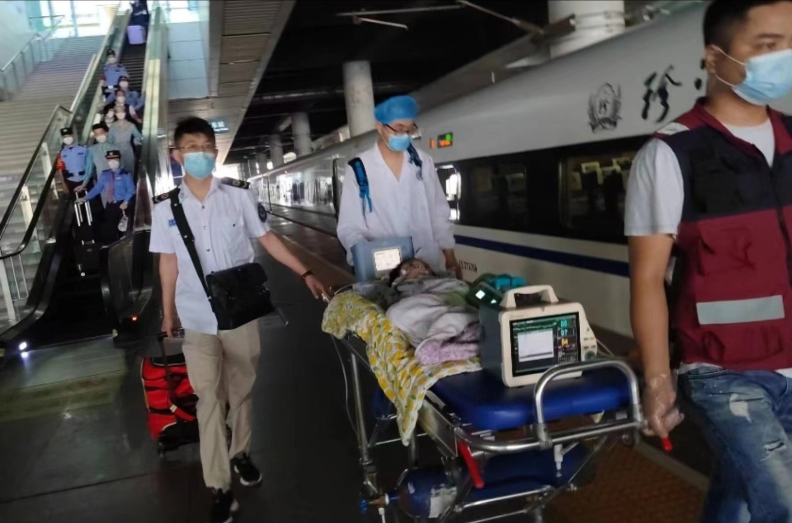 仪征市高铁转运公司